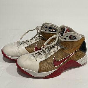 Nike Hyperdunk Red, Gold and White 2008 Men Size 9.5 Basketball shoes